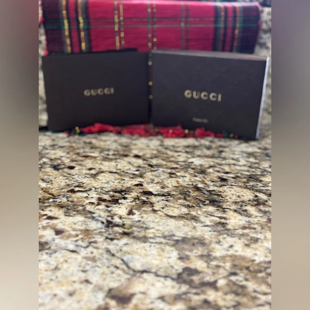 Brown Gucci Box with Card - Picture 2 of 2